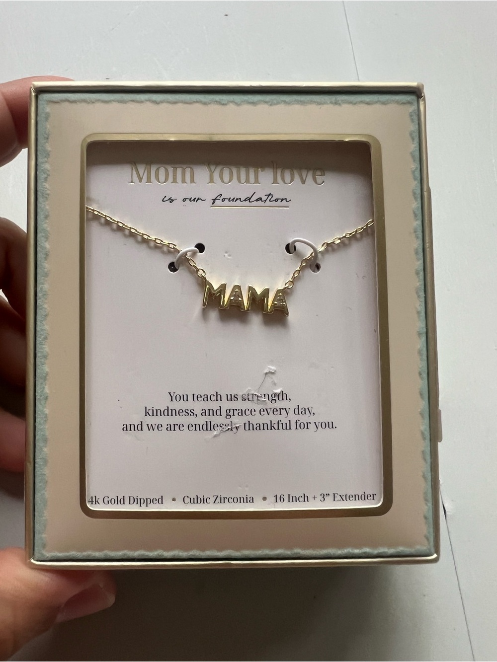 Mama Letter Necklace in Gold - 'MAMA' Pendant